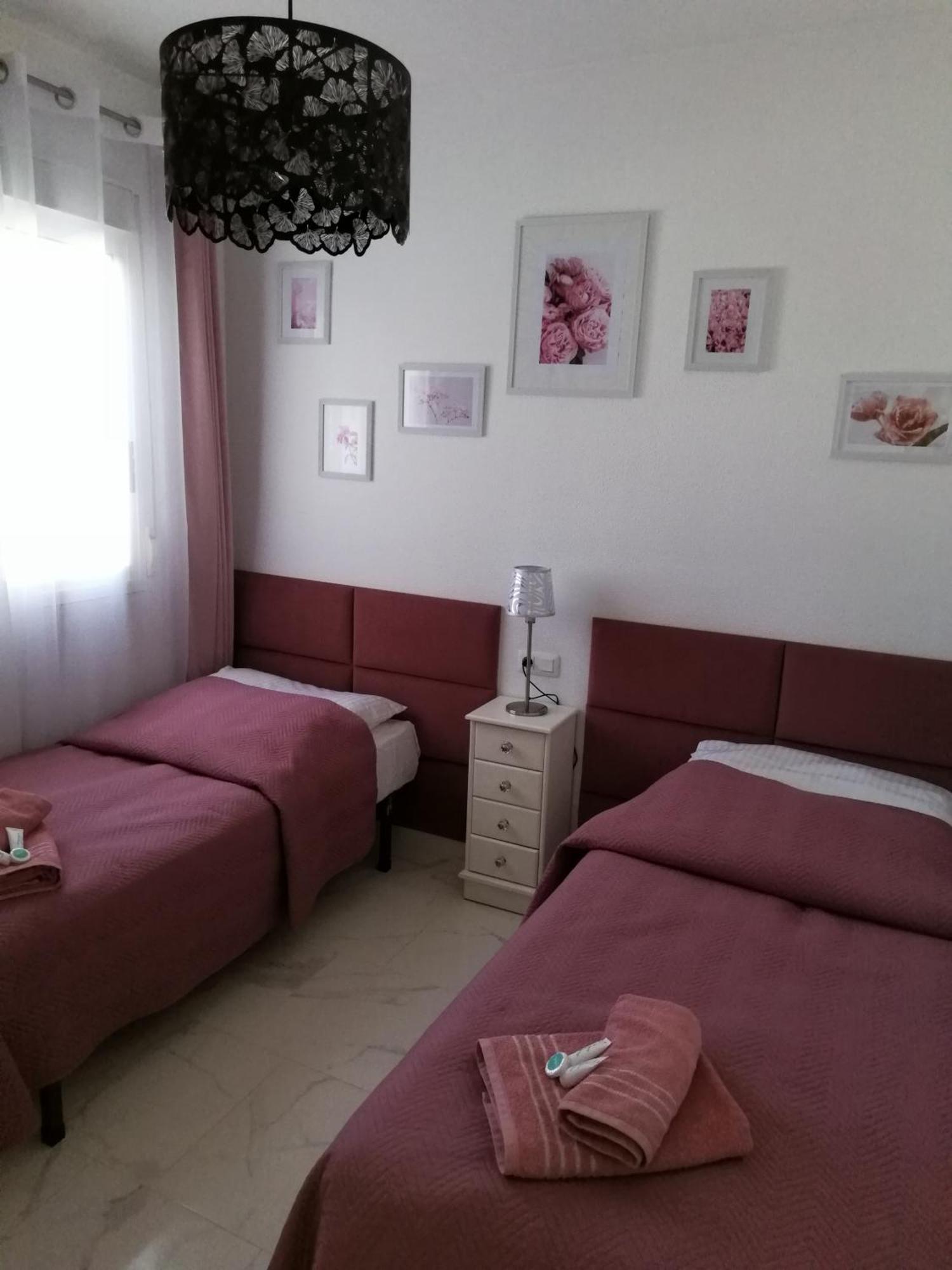 Villa Susana ตอร์เรเวียคา ภายนอก รูปภาพ